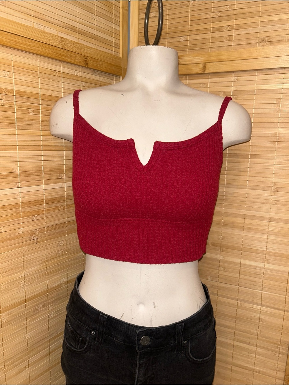 Gilly Hicks red bralette ribbed crop top with a v-notch neckline medium